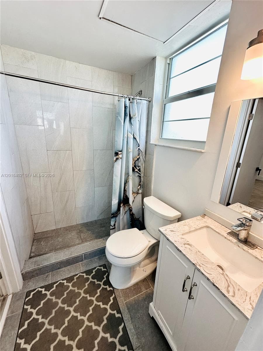 1200 Euclid Ave # 308, Miami Beach FL 33139 — 17