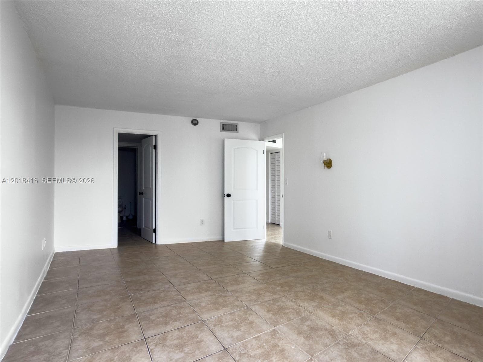 496 NW 165th St Rd # 410, Miami FL 33169 — 6