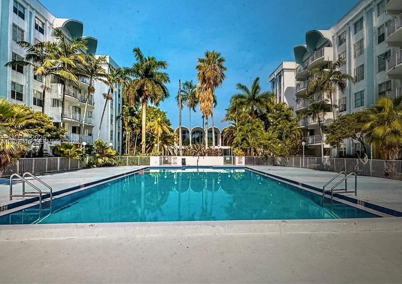 496 NW 165th St Rd # 410, Miami FL 33169 — 3