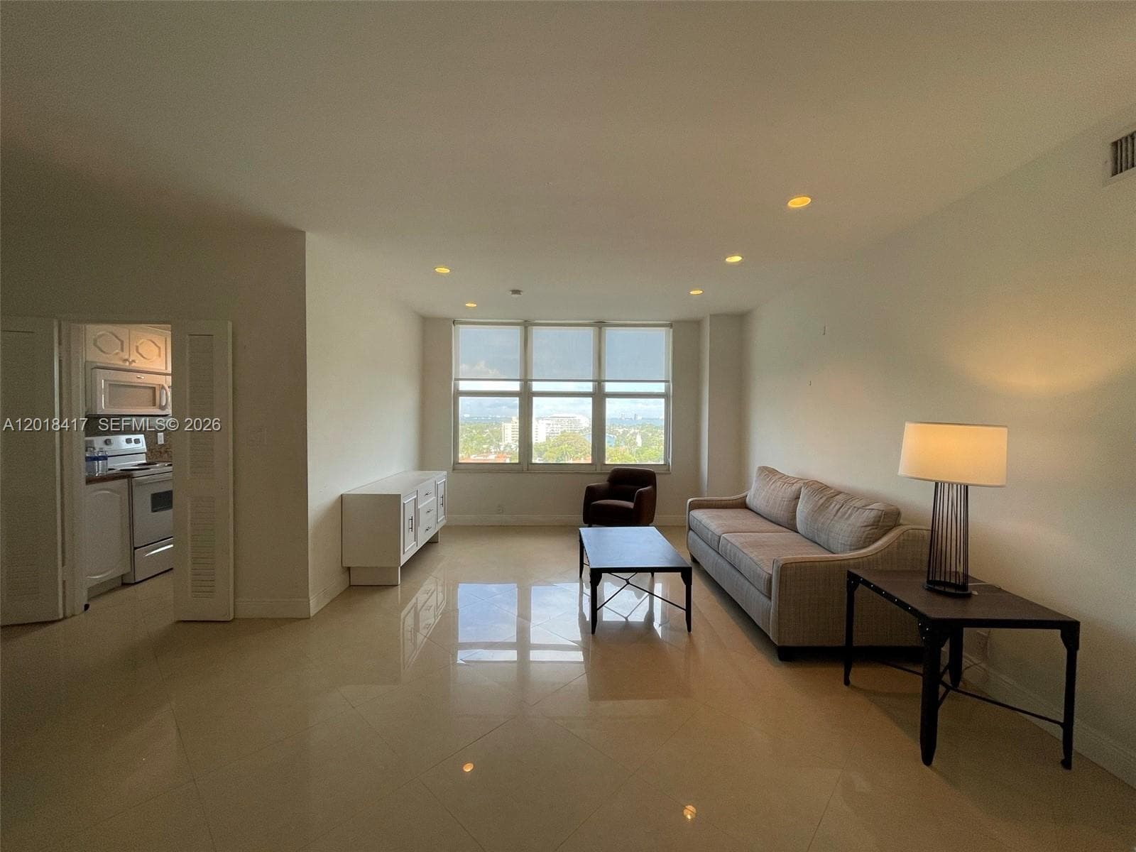4747 Collins Ave # 1102, Miami Beach FL 33140 — 2