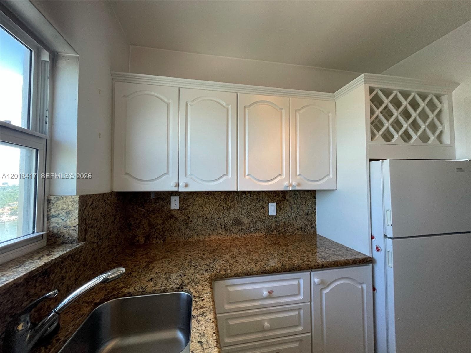 4747 Collins Ave # 1102, Miami Beach FL 33140 — 5