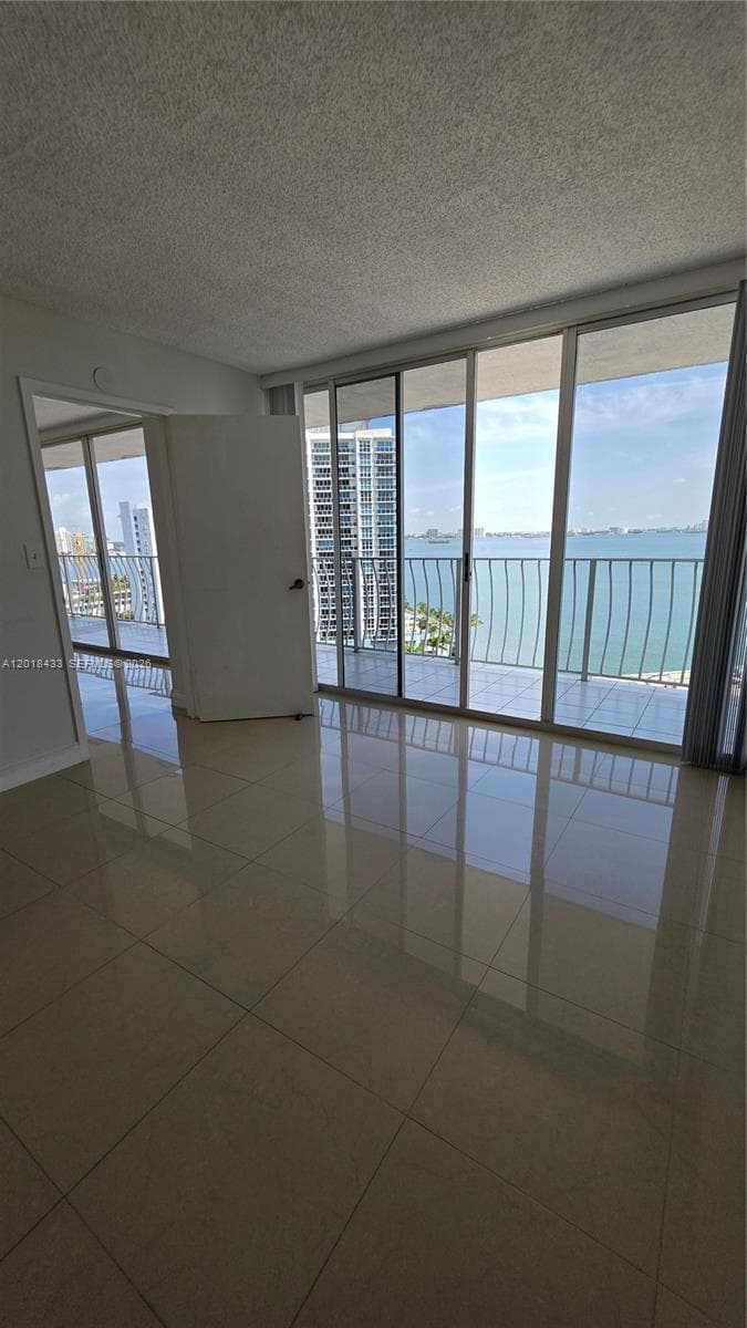 7601 E Treasure Dr # 1516, North Bay Village FL 33141 — 27