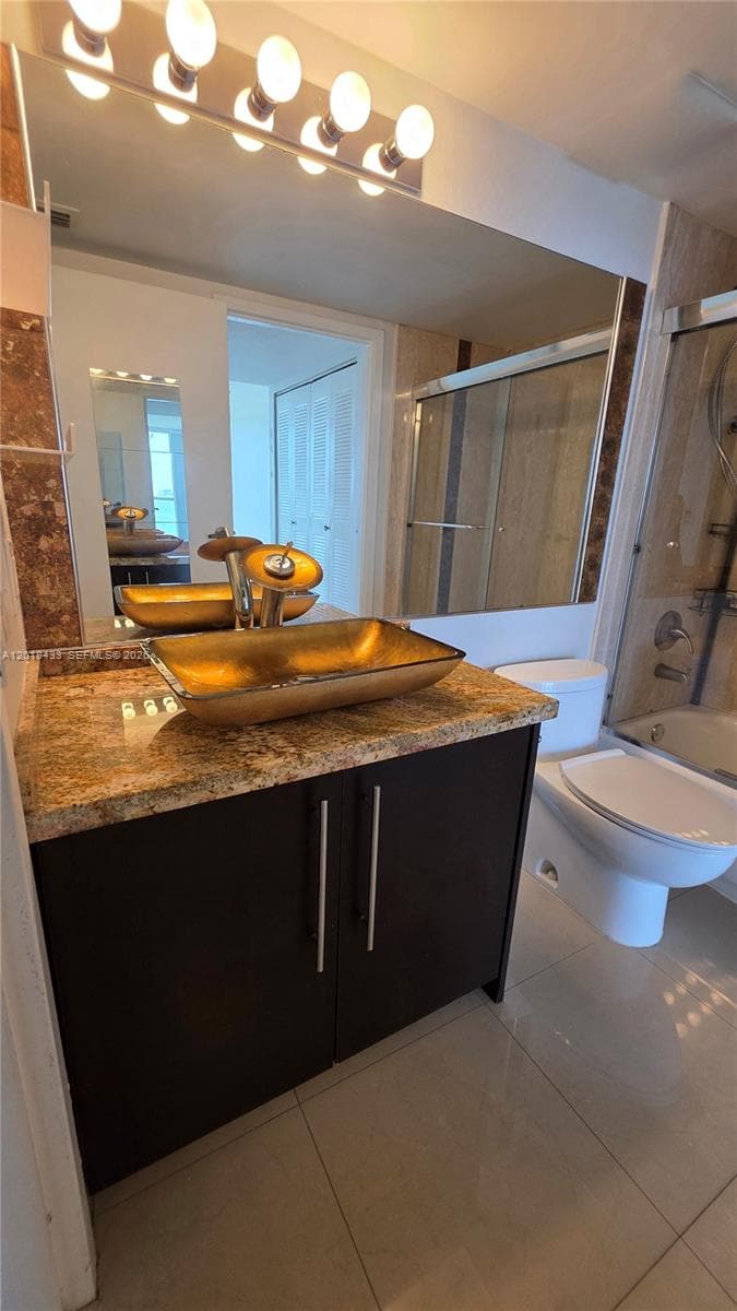 7601 E Treasure Dr # 1516, North Bay Village FL 33141 — 17