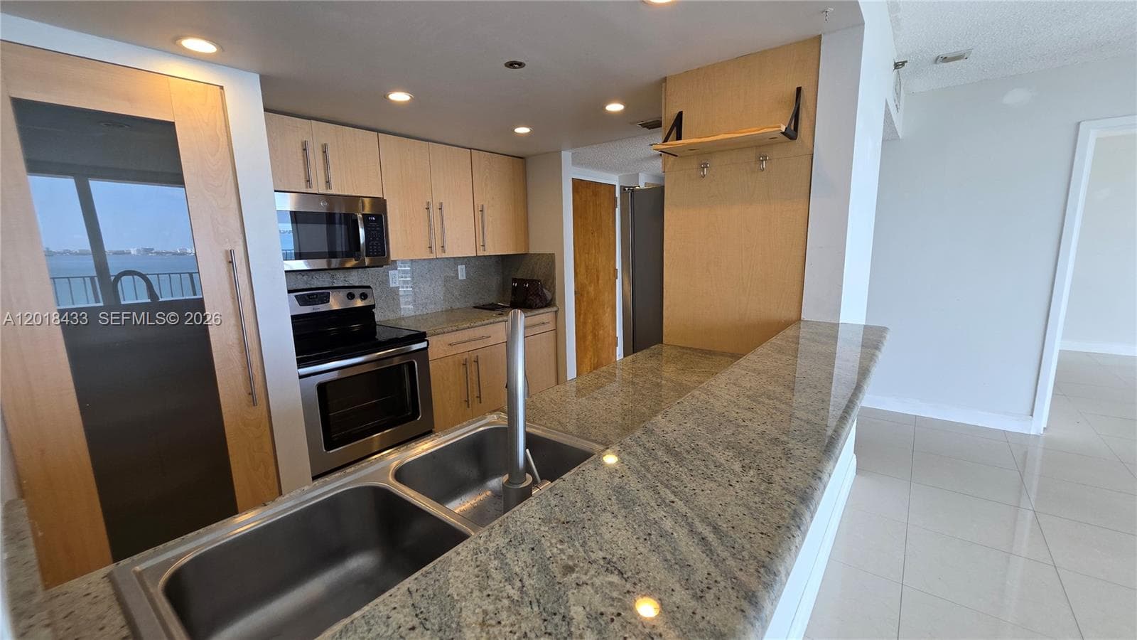 7601 E Treasure Dr # 1516, North Bay Village FL 33141 — 18
