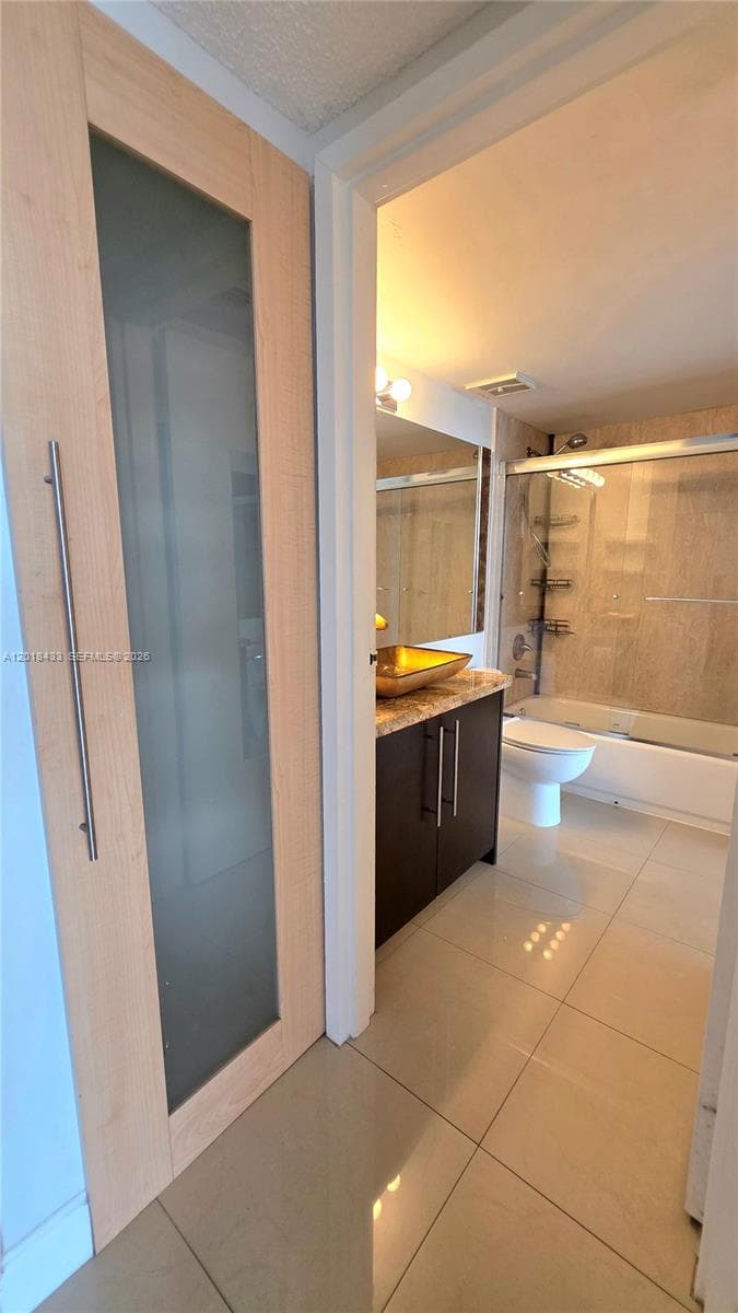 7601 E Treasure Dr # 1516, North Bay Village FL 33141 — 15