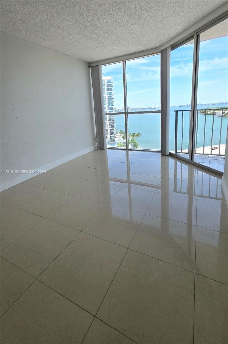 7601 E Treasure Dr # 1516, North Bay Village FL 33141 — 11