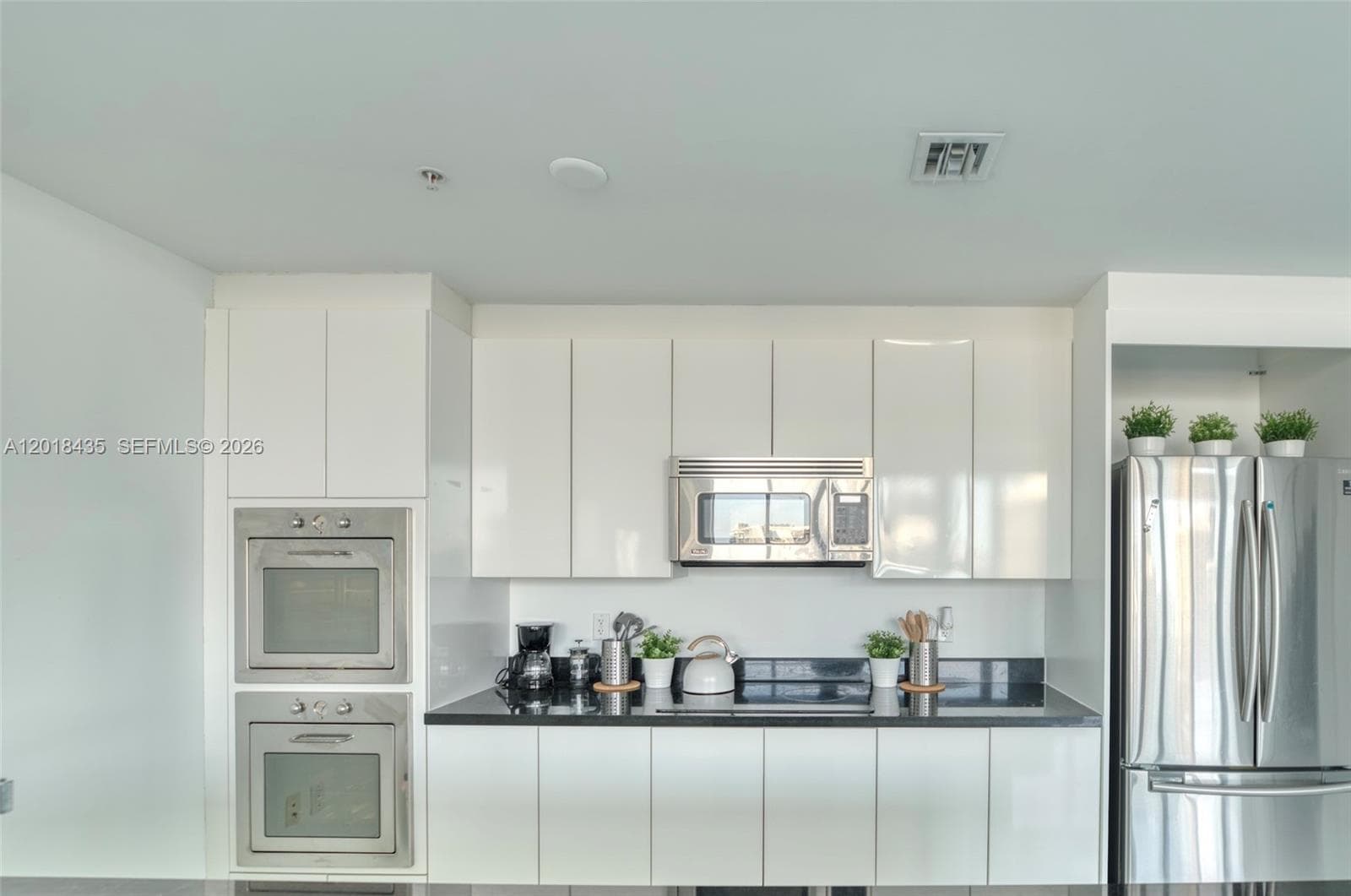 92 SW 3rd St # 5203, Miami FL 33130 — 2