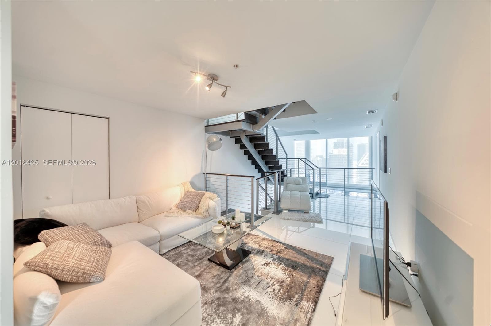 92 SW 3rd St # 5203, Miami FL 33130 — 11