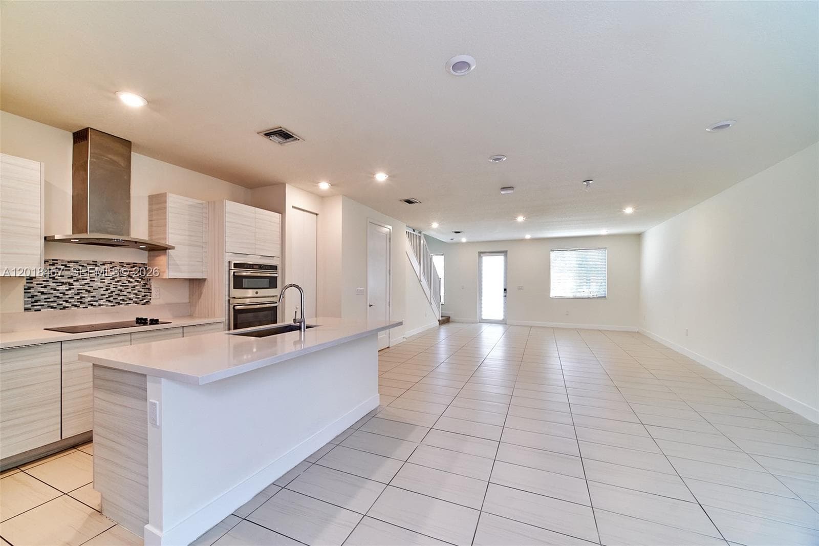 10447 NW 66th St, Doral FL 33178 — 8
