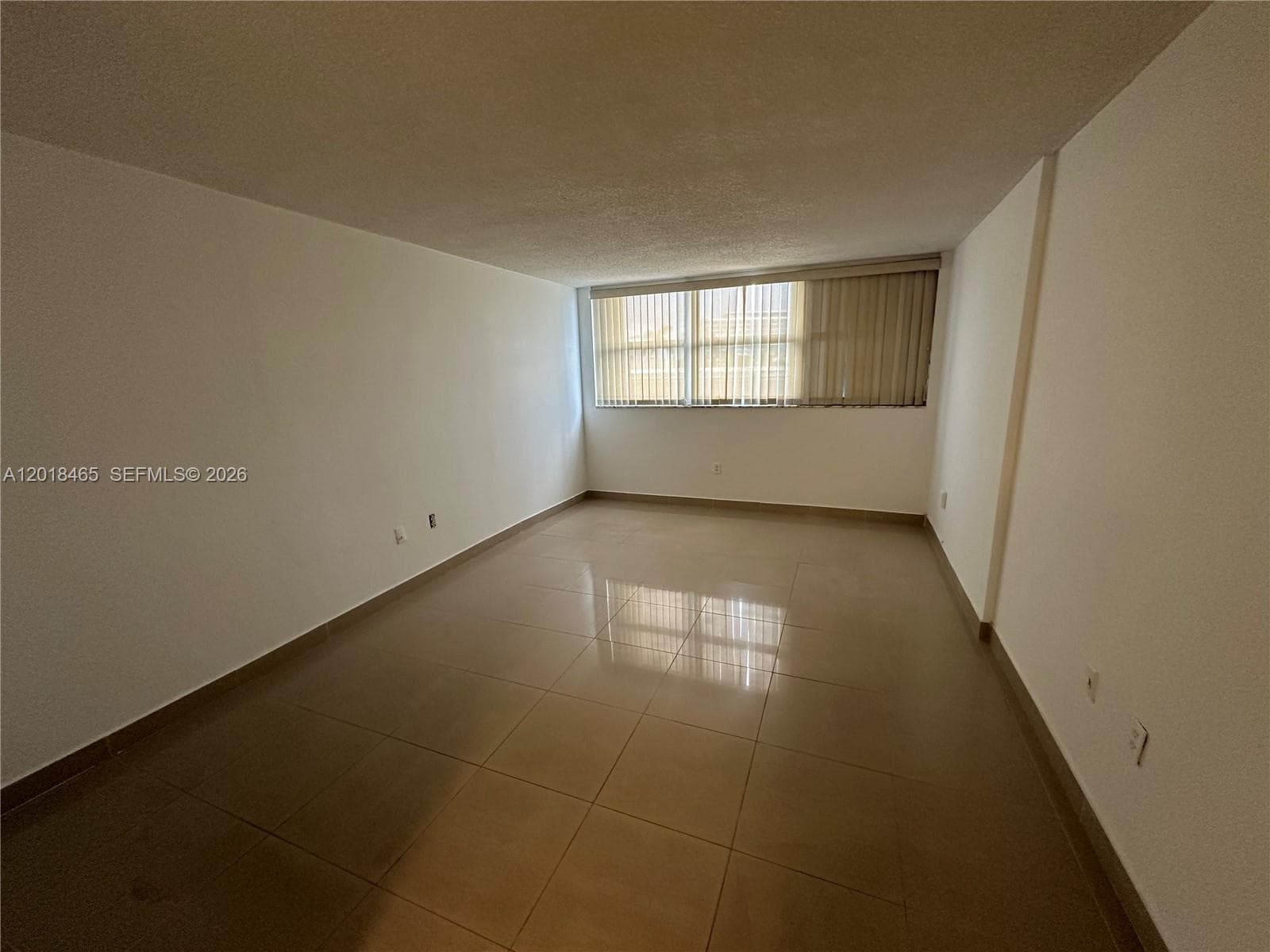 7118 Bonita Dr # 305, Miami Beach FL 33141 — 9