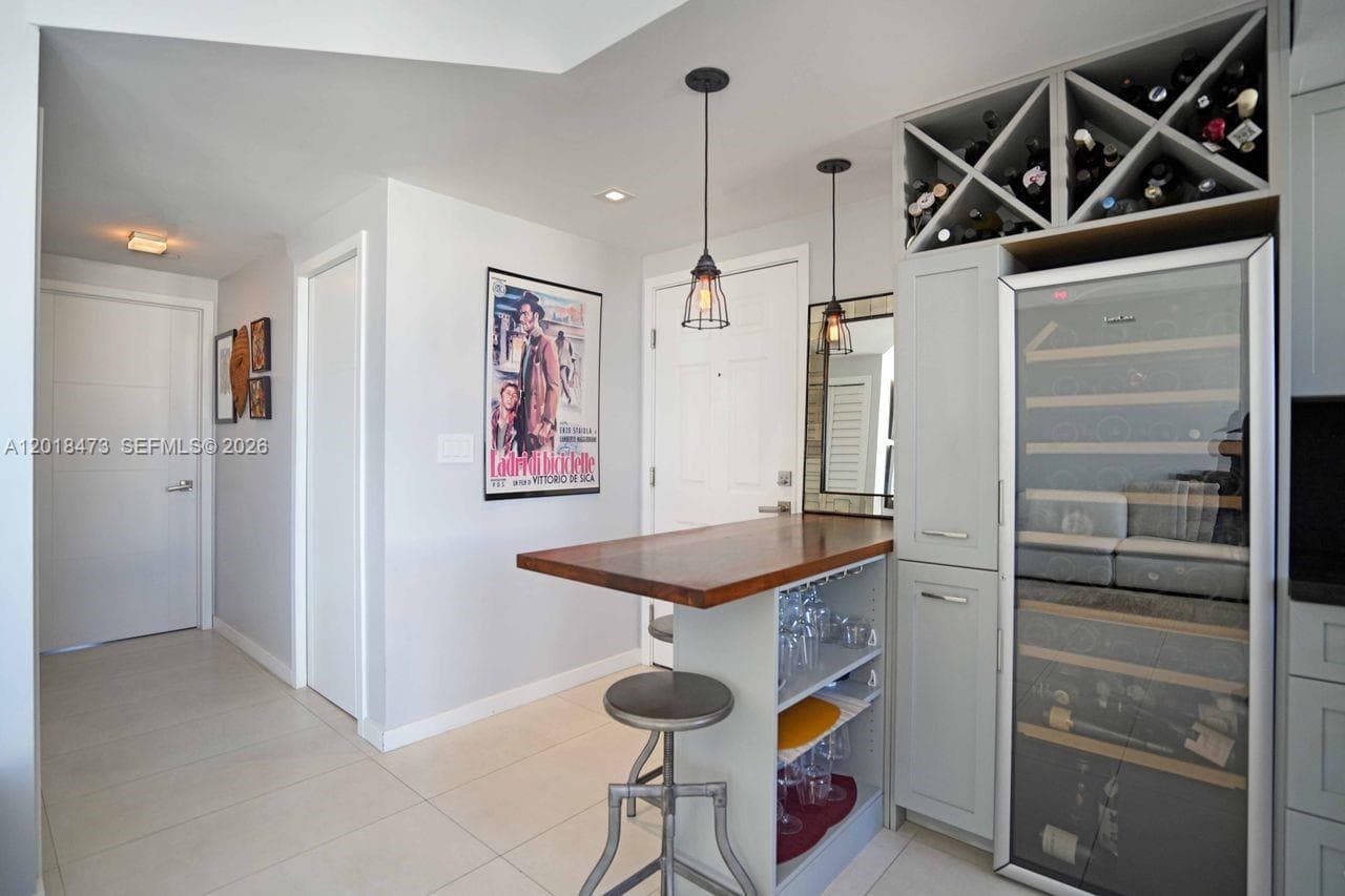 1621 Bay Rd, Miami Beach FL 33139 — 12