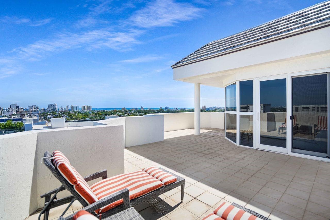 1621 Bay Rd, Miami Beach FL 33139 — 5