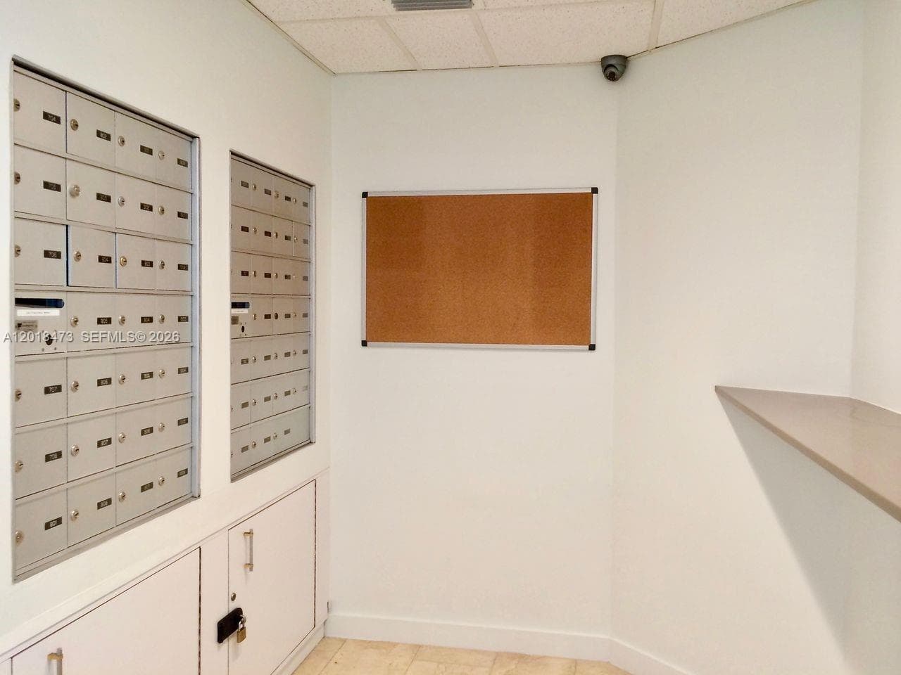 1621 Bay Rd, Miami Beach FL 33139 — 24