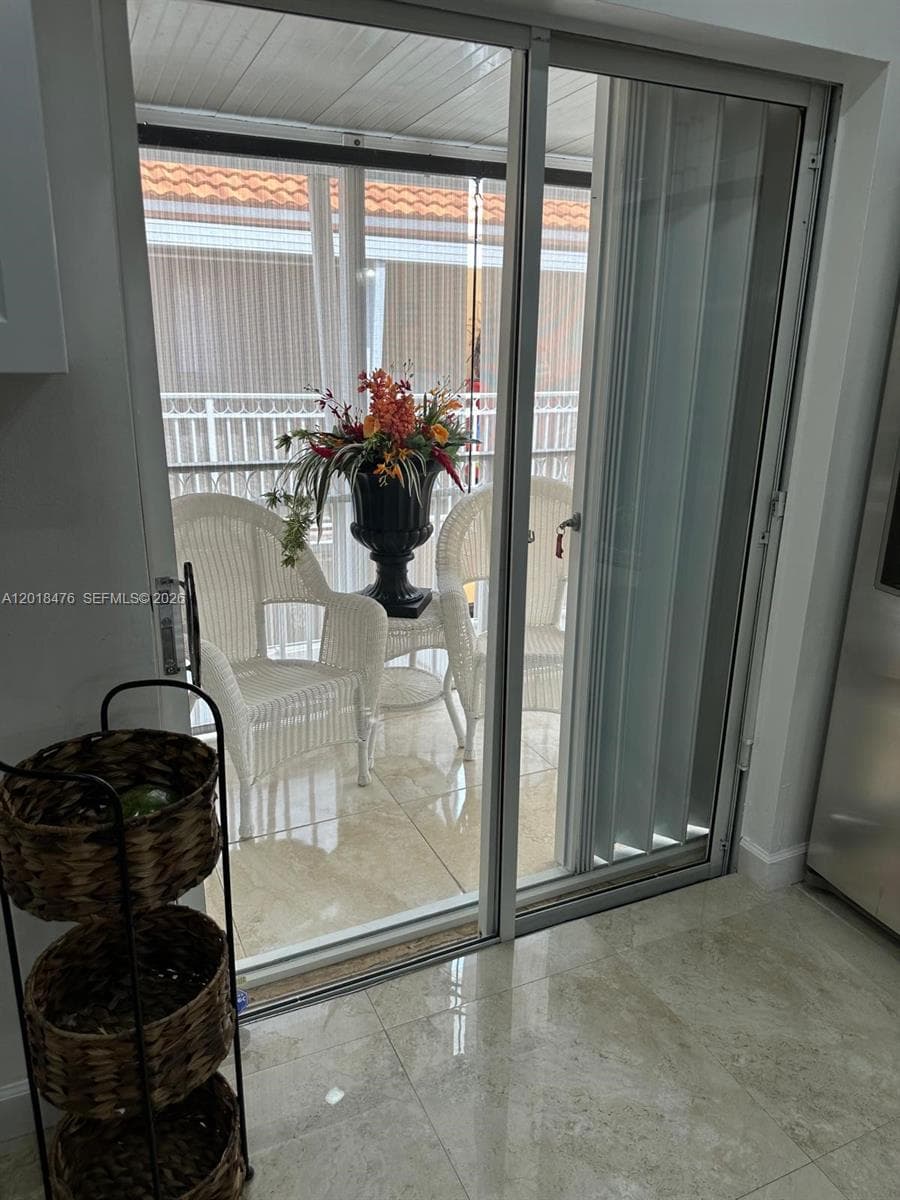 2485 W 76th St # 201, Hialeah FL 33016 — 12