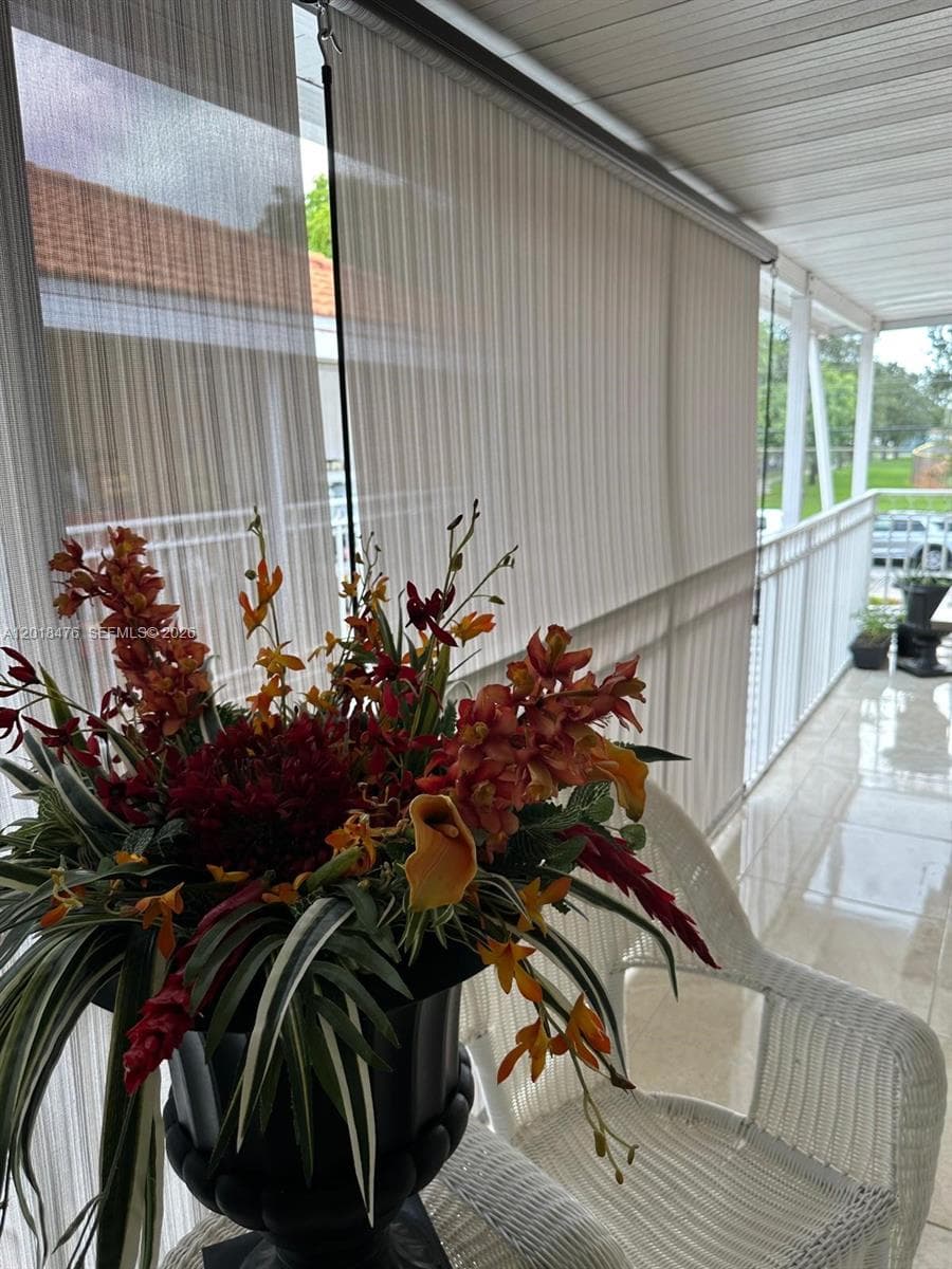 2485 W 76th St # 201, Hialeah FL 33016 — 10