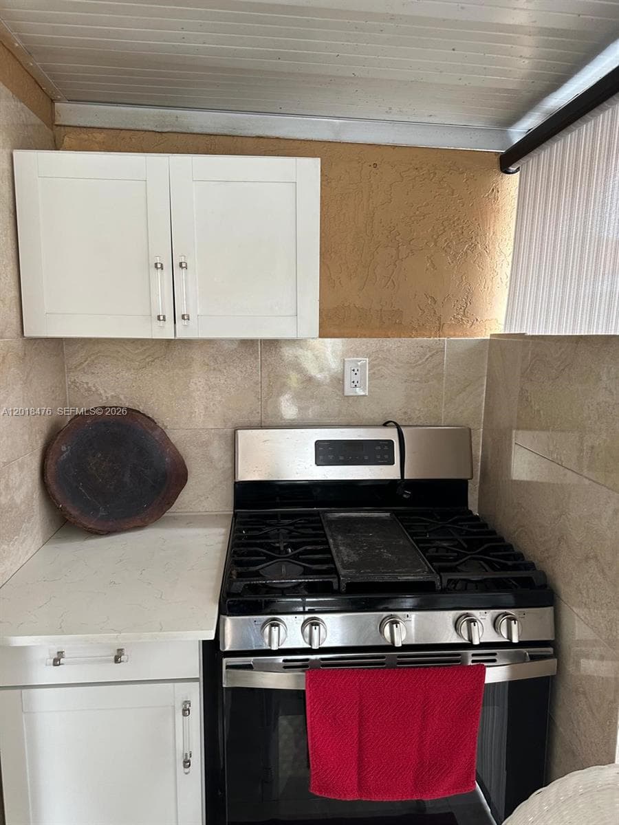 2485 W 76th St # 201, Hialeah FL 33016 — 11