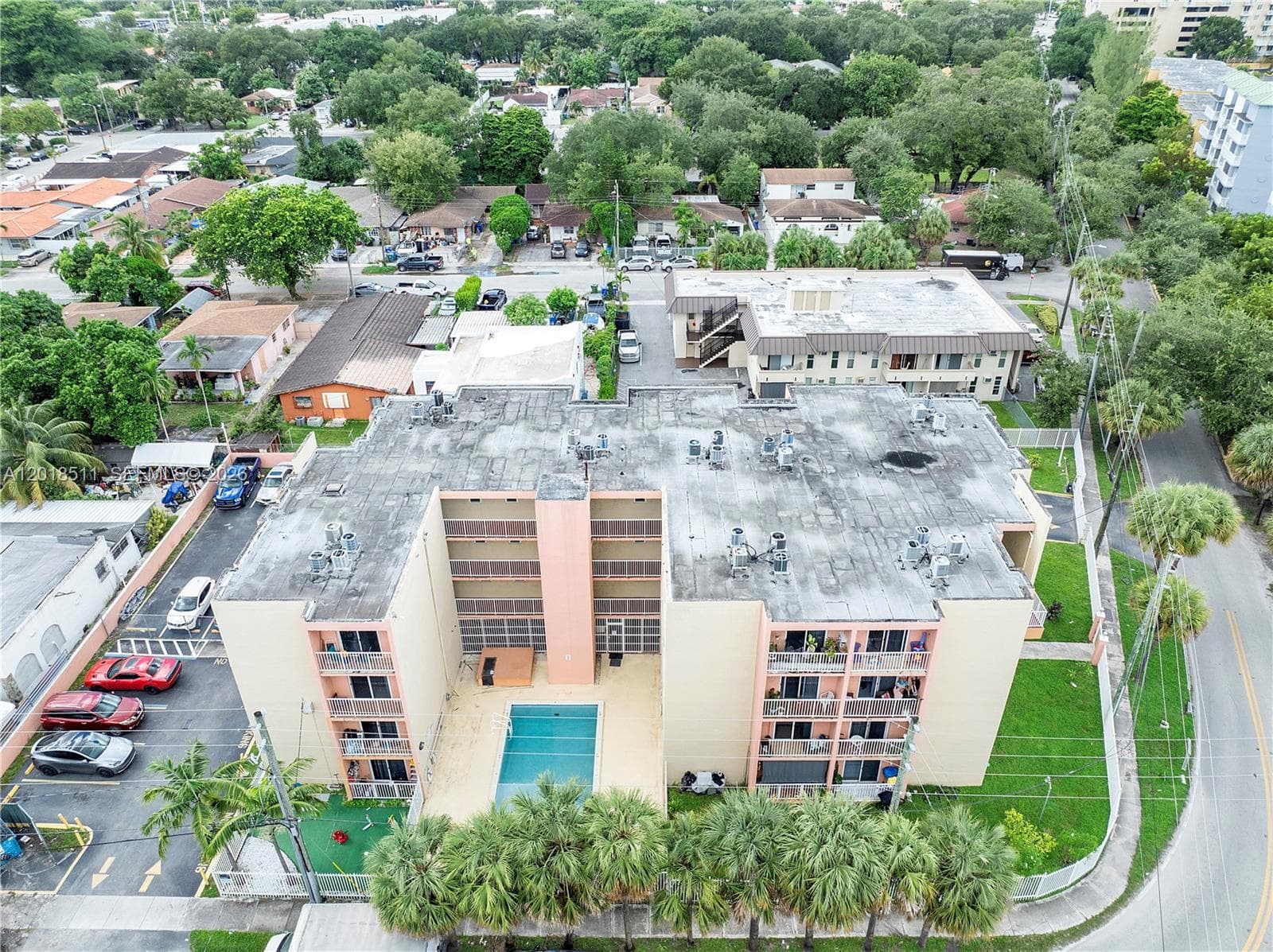 2400 NW 16th St Rd, Miami FL 33125 — 27