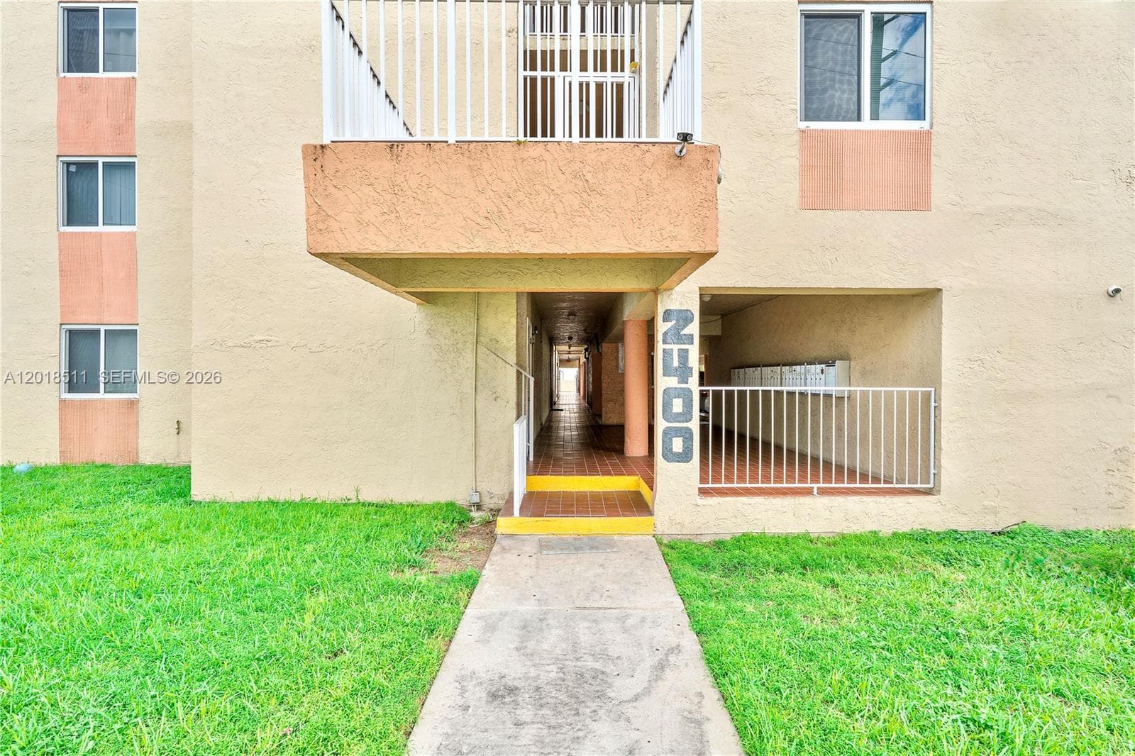 2400 NW 16th St Rd, Miami FL 33125 — 36