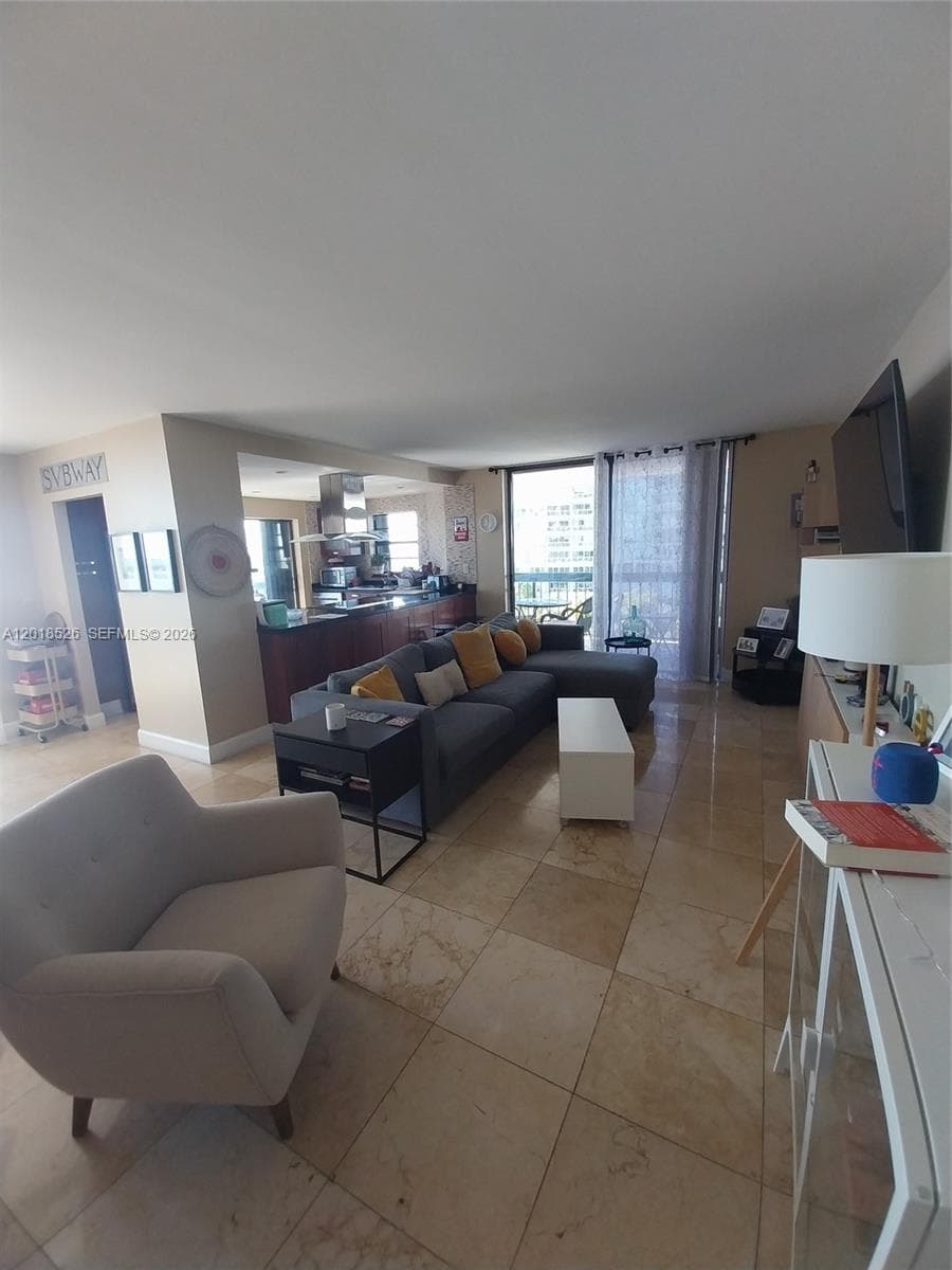 2333 Brickell Ave # 602, Miami FL 33129 — 6