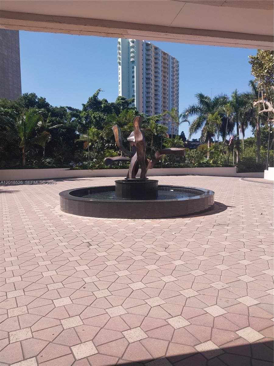 2333 Brickell Ave # 602, Miami FL 33129 — 28