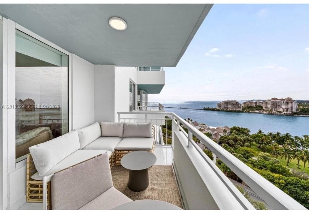 400 S Pointe Dr # 1501, Miami Beach FL 33139 — 10