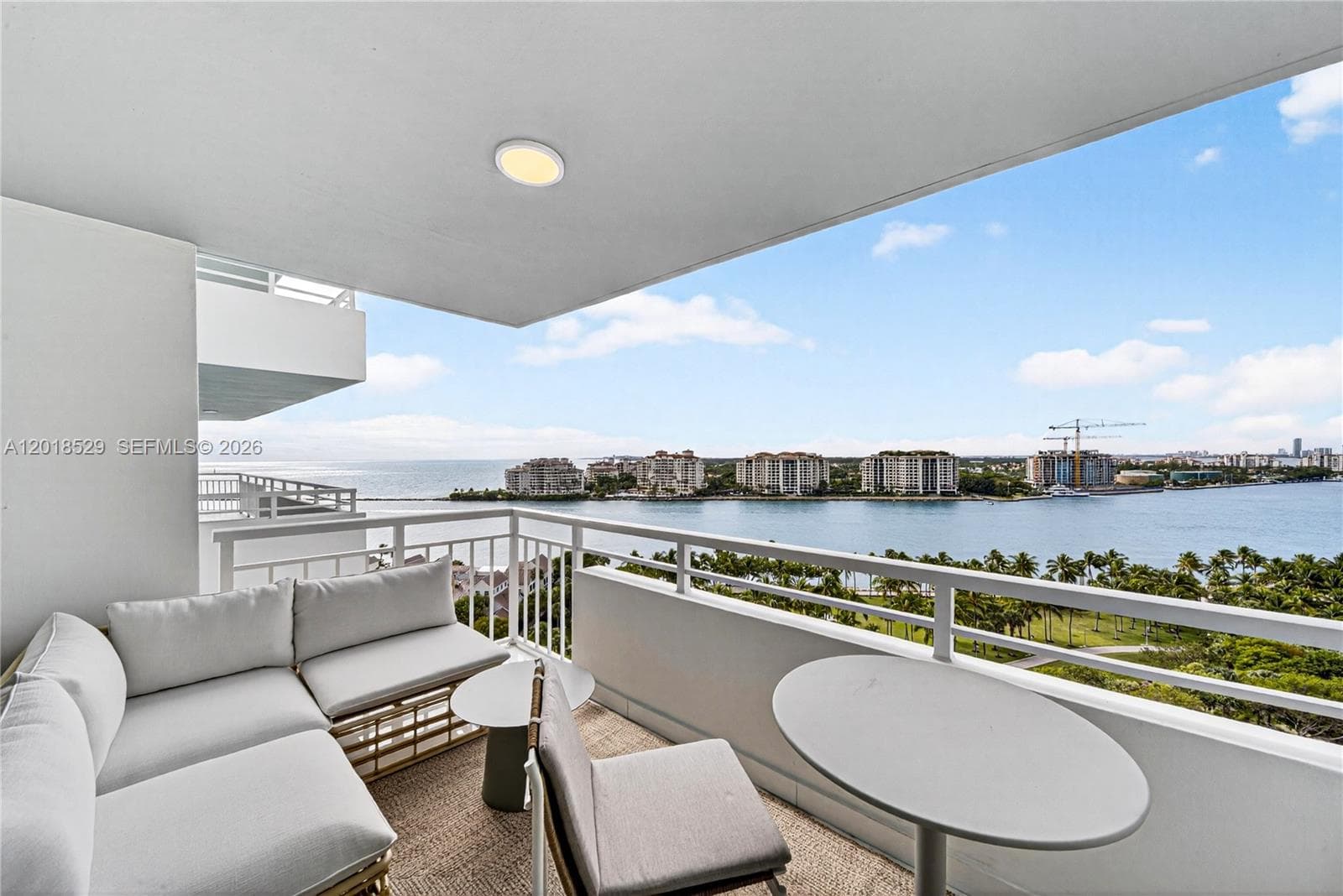 400 S Pointe Dr # 1501, Miami Beach FL 33139 — 14
