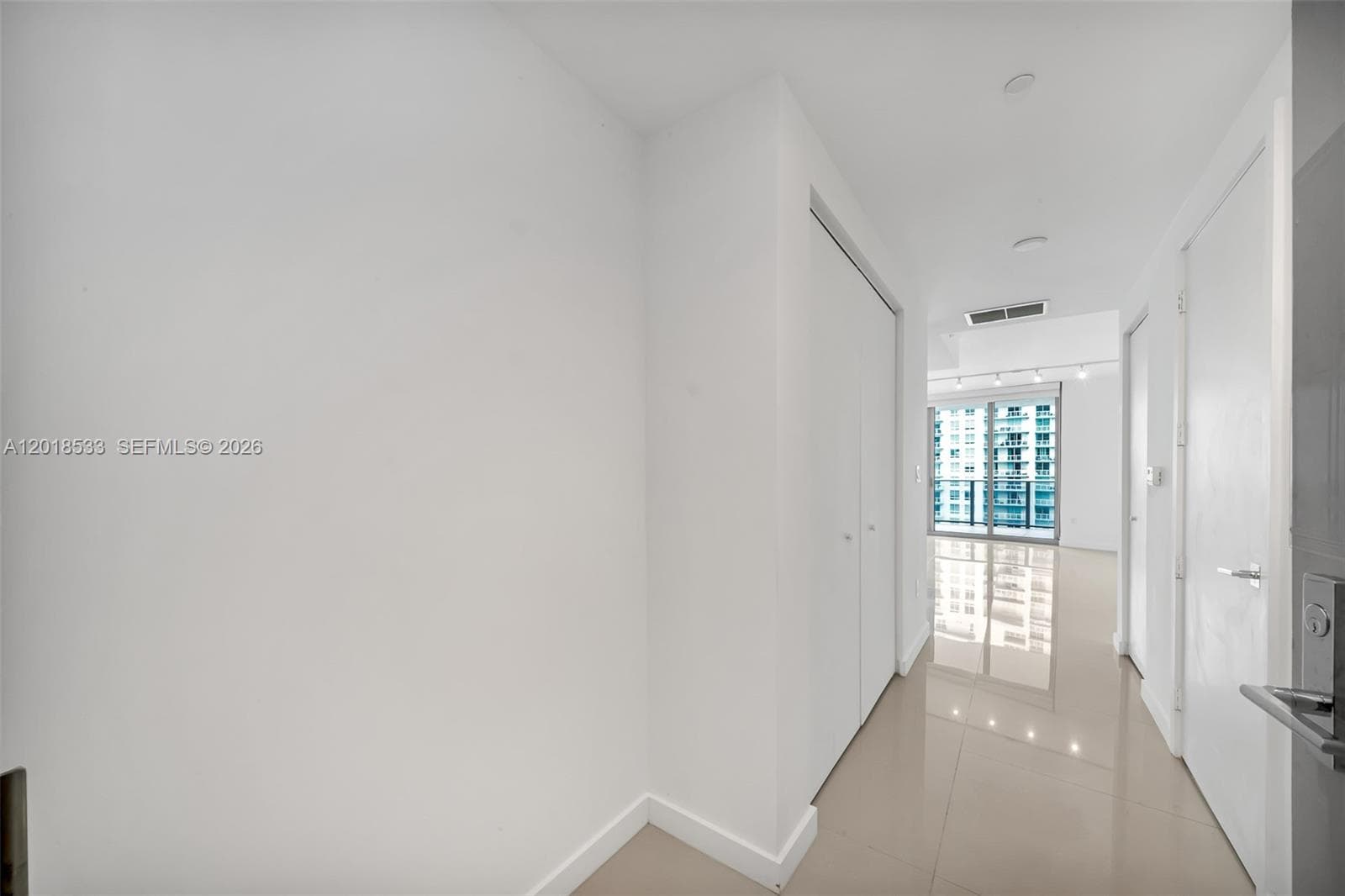 488 NE 18th St # 4005, Miami FL 33132 — 16