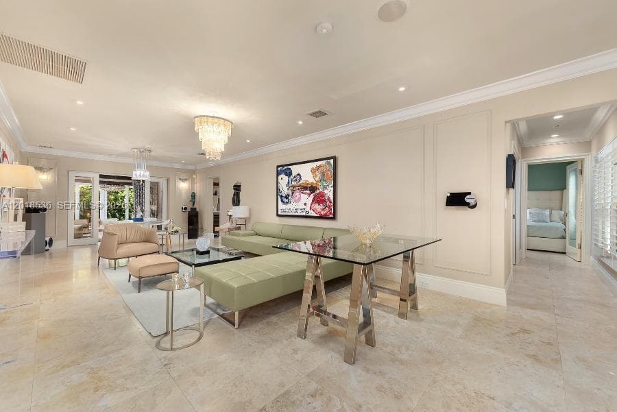 830 E Dilido Dr, Miami Beach FL 33139 — 2