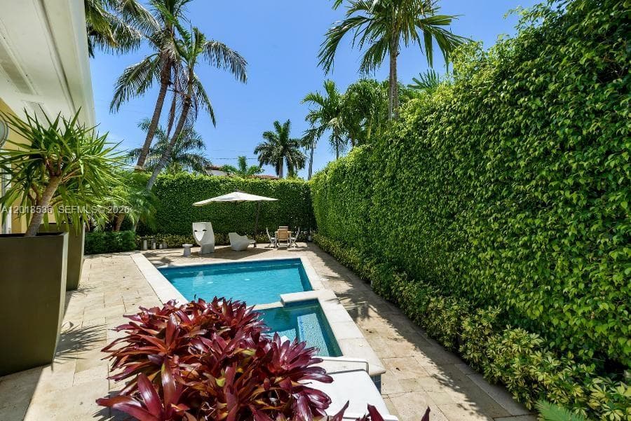 830 E Dilido Dr, Miami Beach FL 33139 — 13