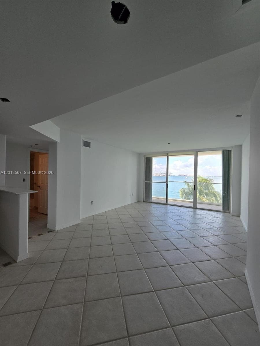 800 Claughton Island Dr # 402, Miami FL 33131 — 12