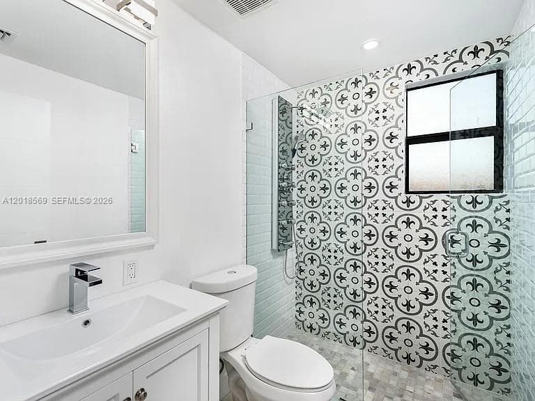 676 NW 47th St # 5, Miami FL 33127 — 11