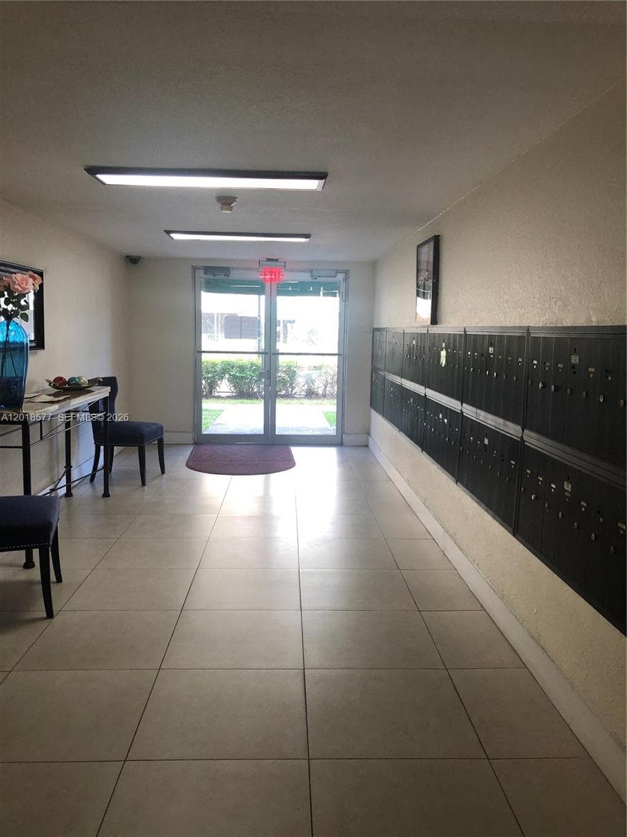 9350 Fontainebleau Blvd # 204, Miami FL 33172 — 22