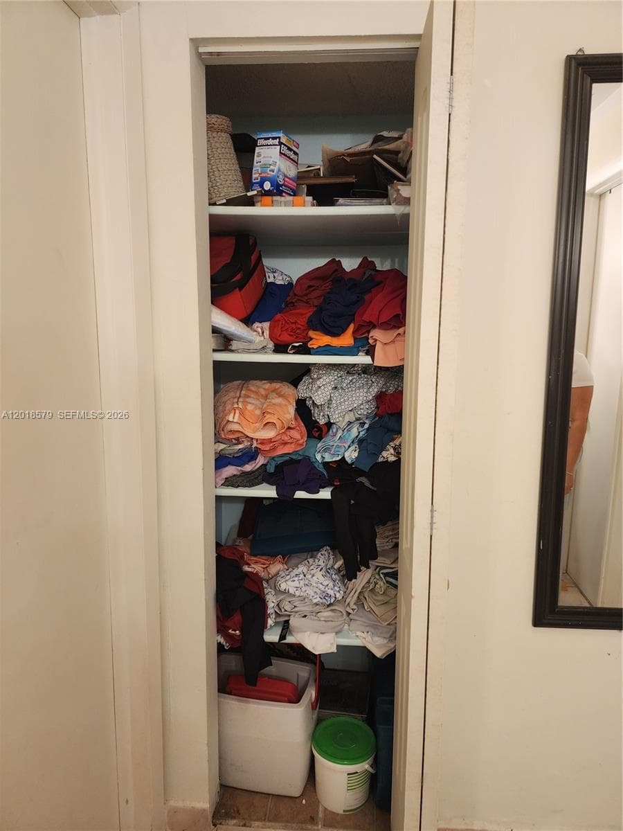 6095 W 19th Ave # 205, Hialeah FL 33012 — 30