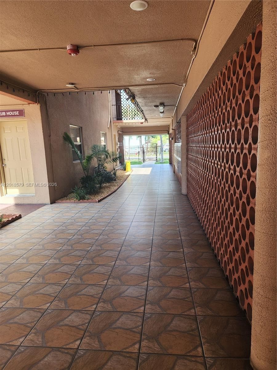 6095 W 19th Ave # 205, Hialeah FL 33012 — 11