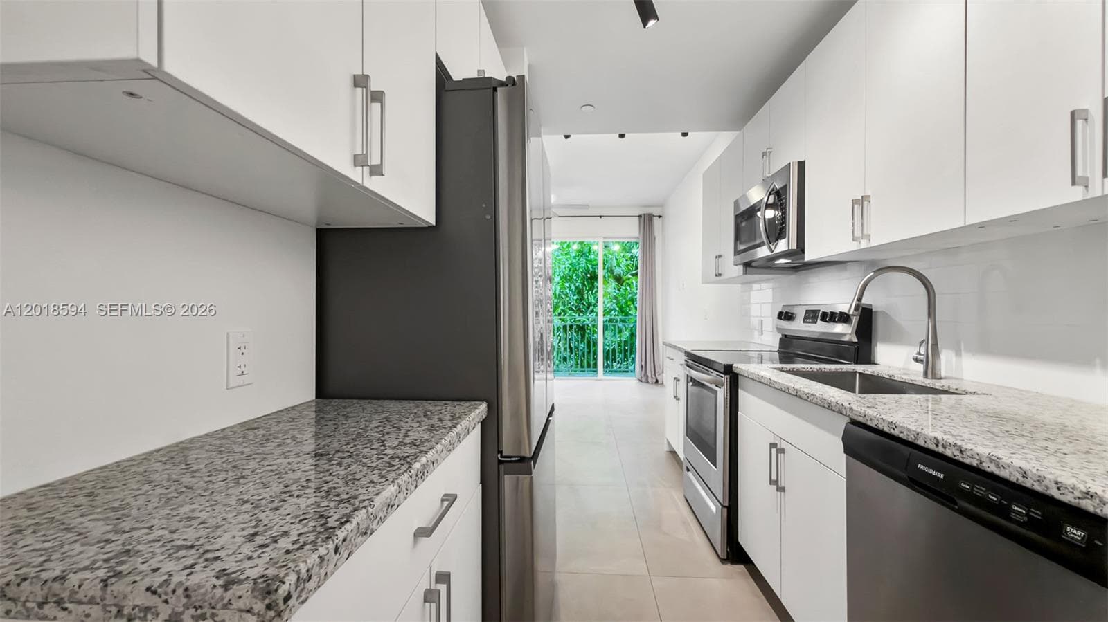 1536 NW 15th Ave # 203, Miami FL 33125 — 11