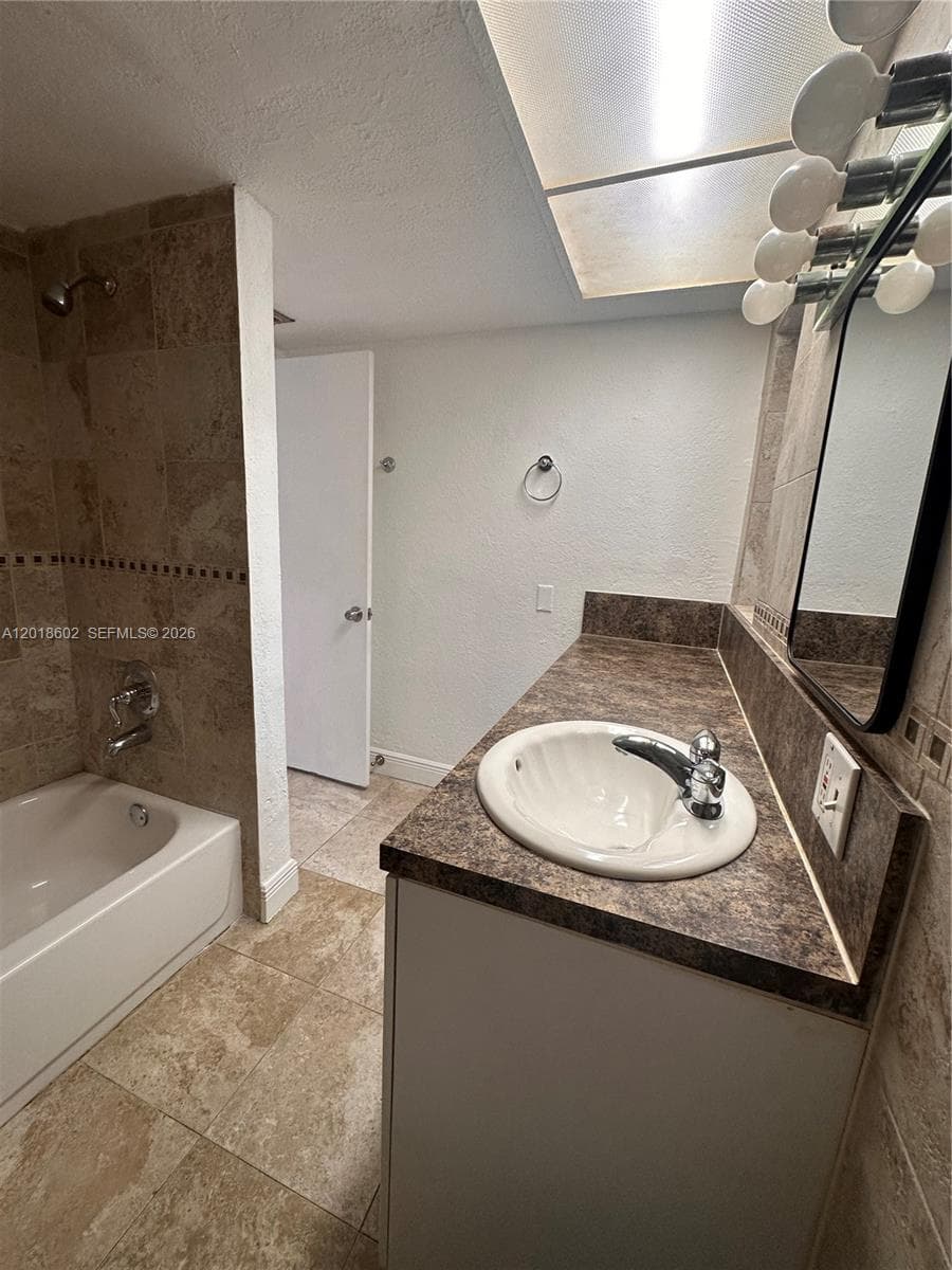 6713 N Kendall Dr # 611, Pinecrest FL 33156 — 13