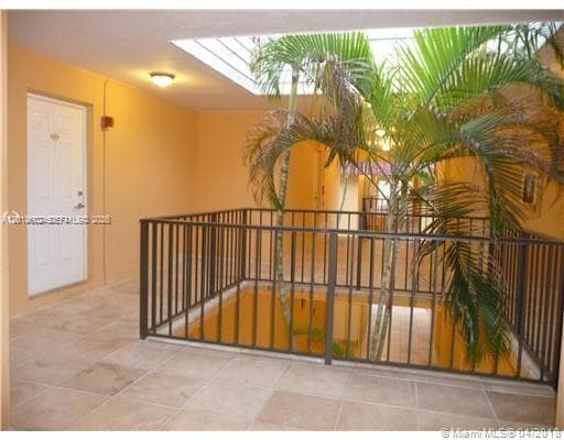 6713 N Kendall Dr # 611, Pinecrest FL 33156 — 3