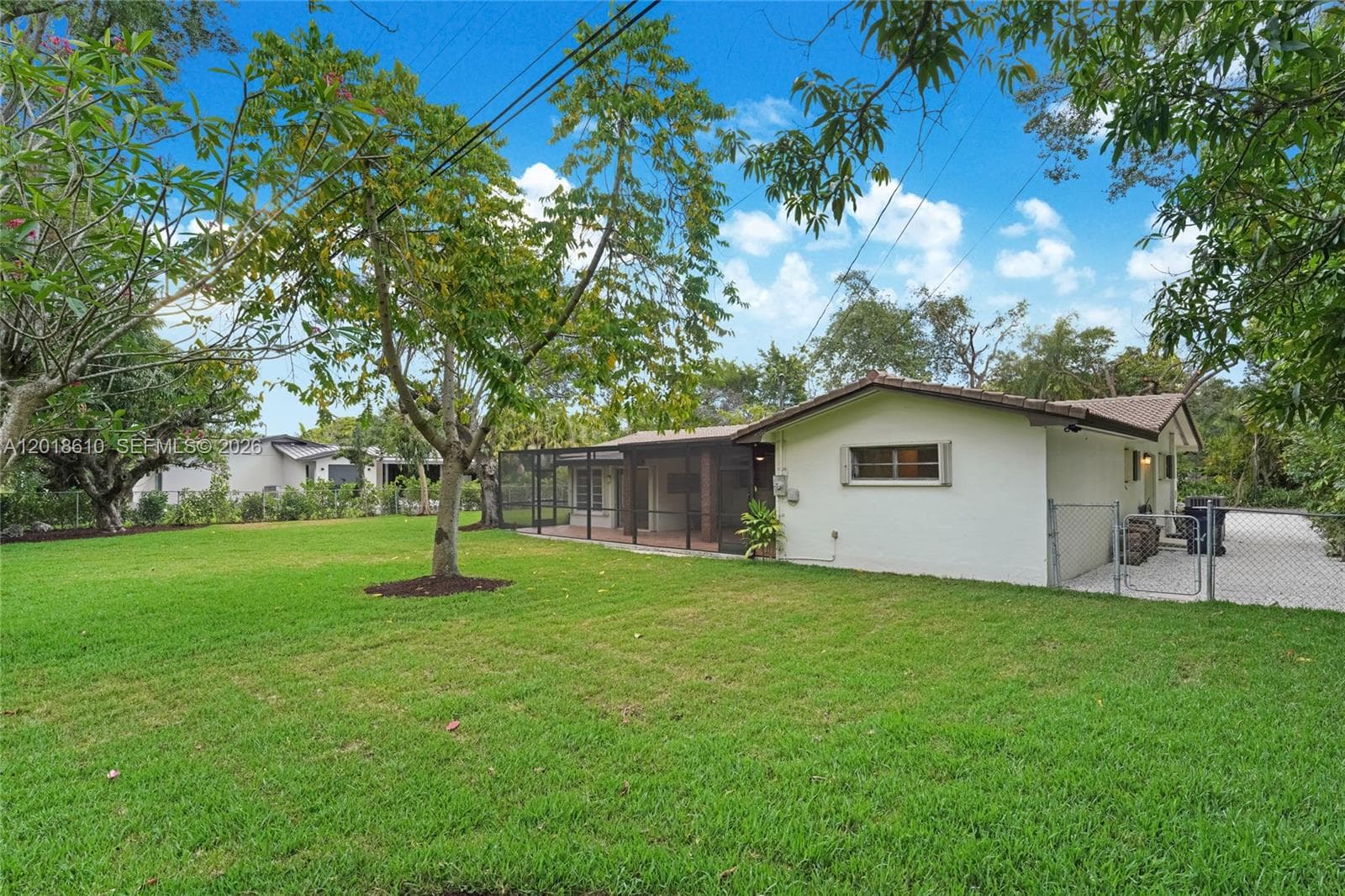 7220 SW 69th Ct, Miami FL 33143 — 30