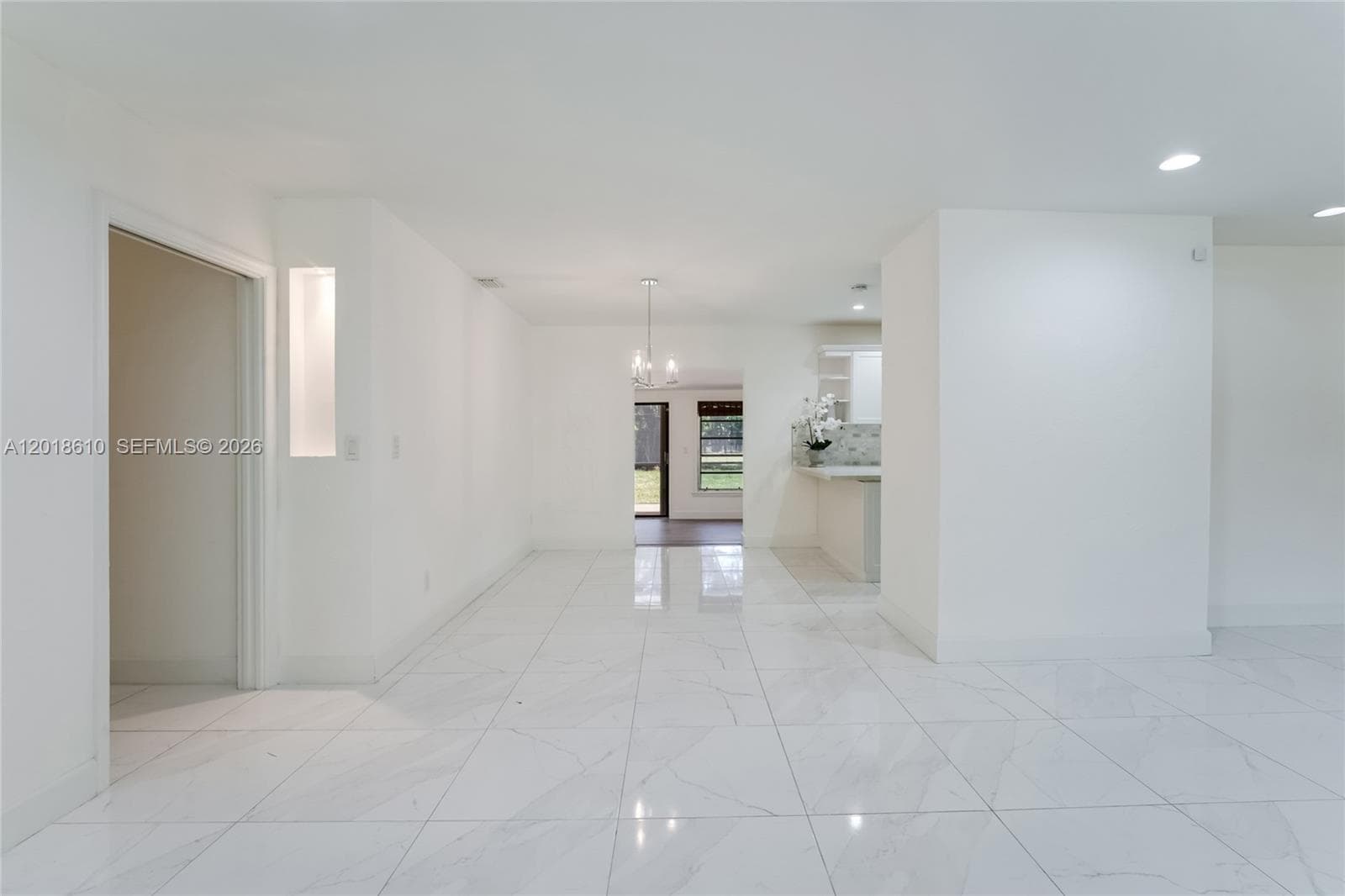 7220 SW 69th Ct, Miami FL 33143 — 21