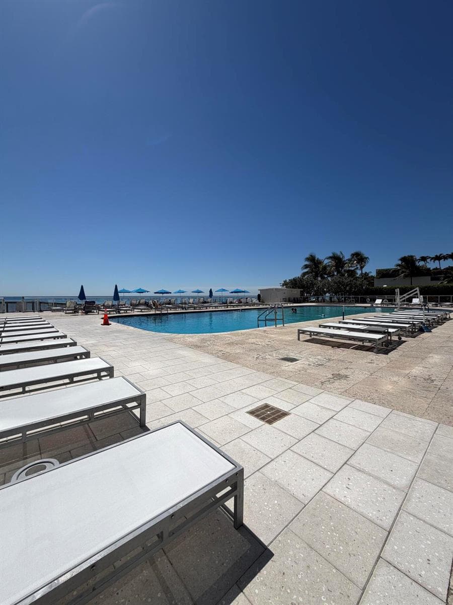 19201 Collins Avenue # 1122, Sunny Isles Beach FL 33160 — 27