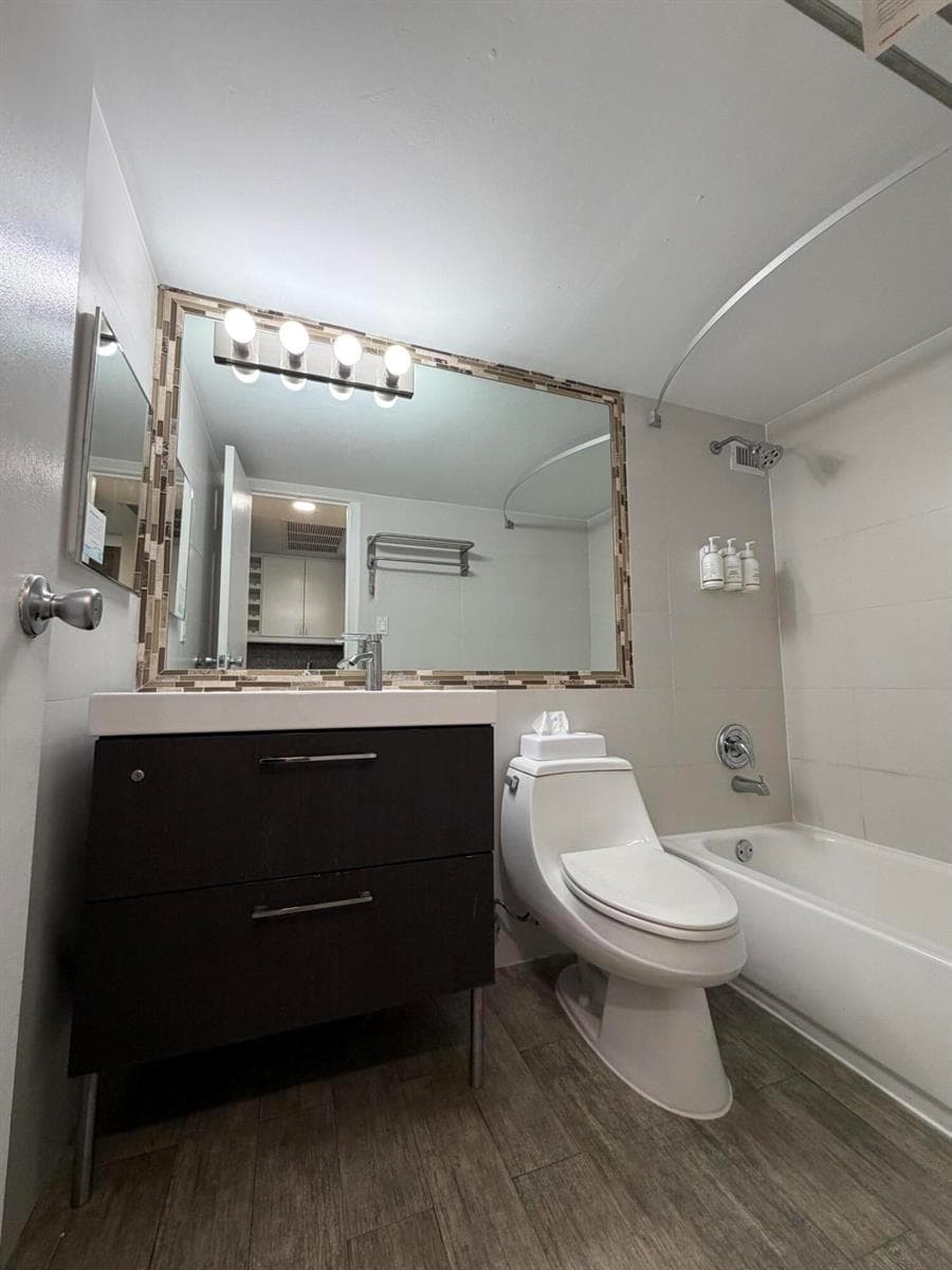 19201 Collins Avenue # 1122, Sunny Isles Beach FL 33160 — 16