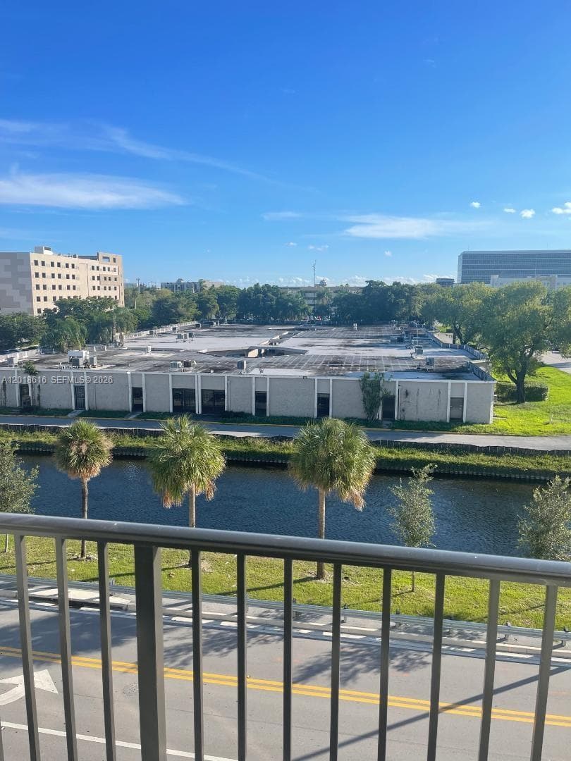 8167 NW 41 St # 407, Doral FL 33166 — 10