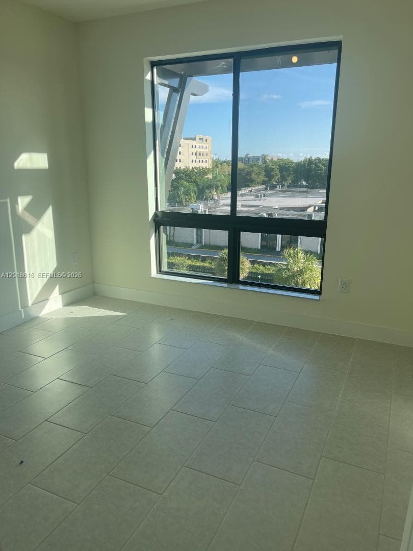 8167 NW 41 St # 407, Doral FL 33166 — 4