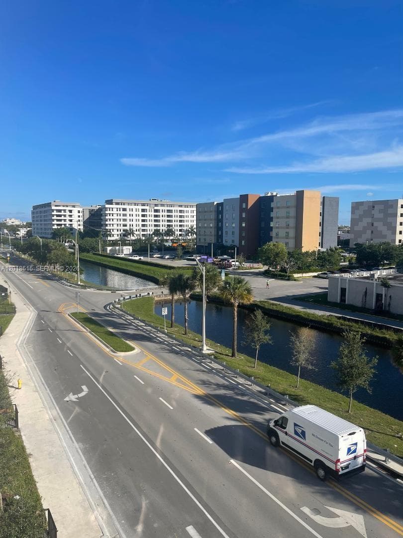 8167 NW 41 St # 407, Doral FL 33166 — 8