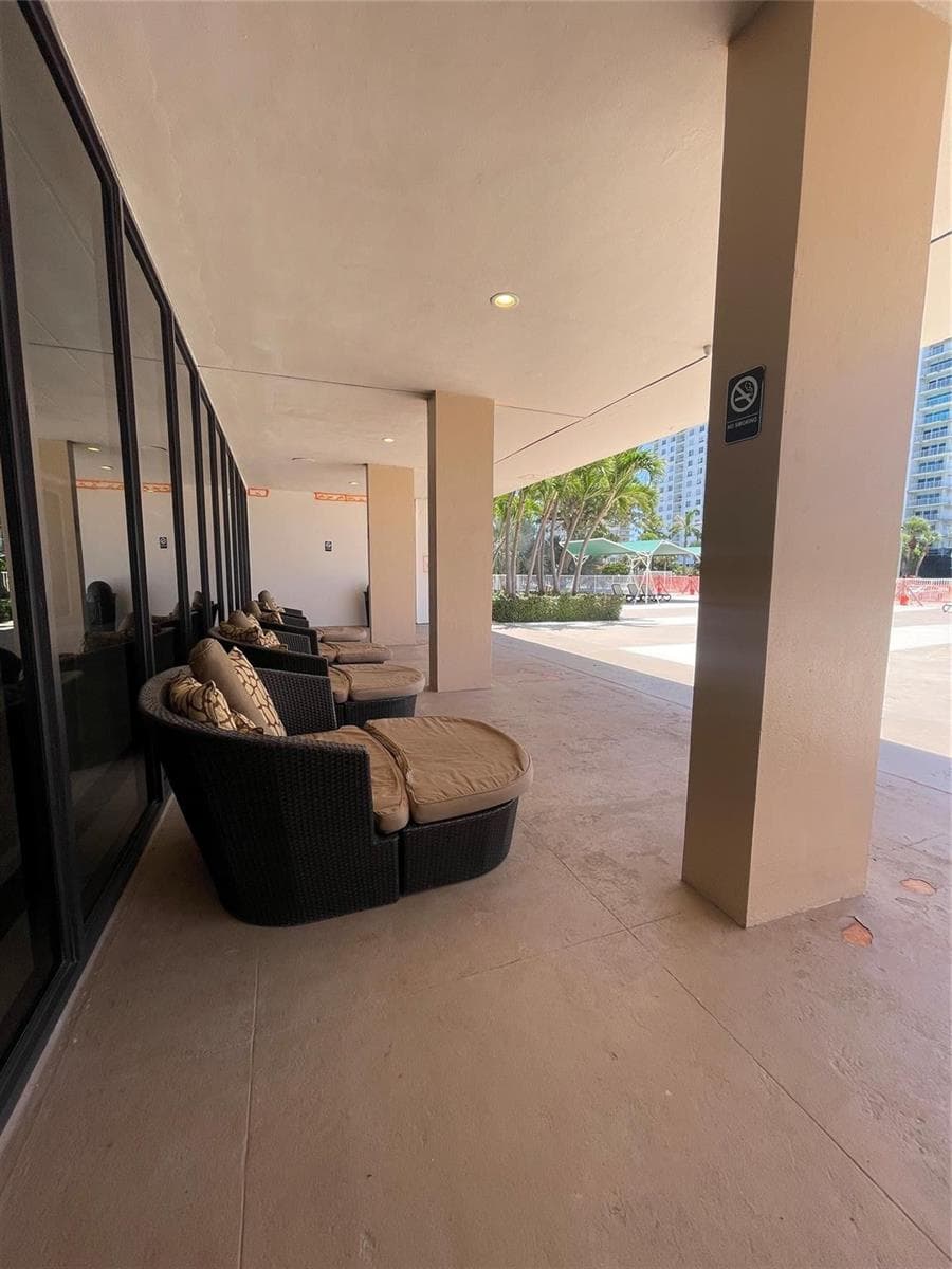 400 Kings Point Drive # 1027, Sunny Isles Beach FL 33160 — 39