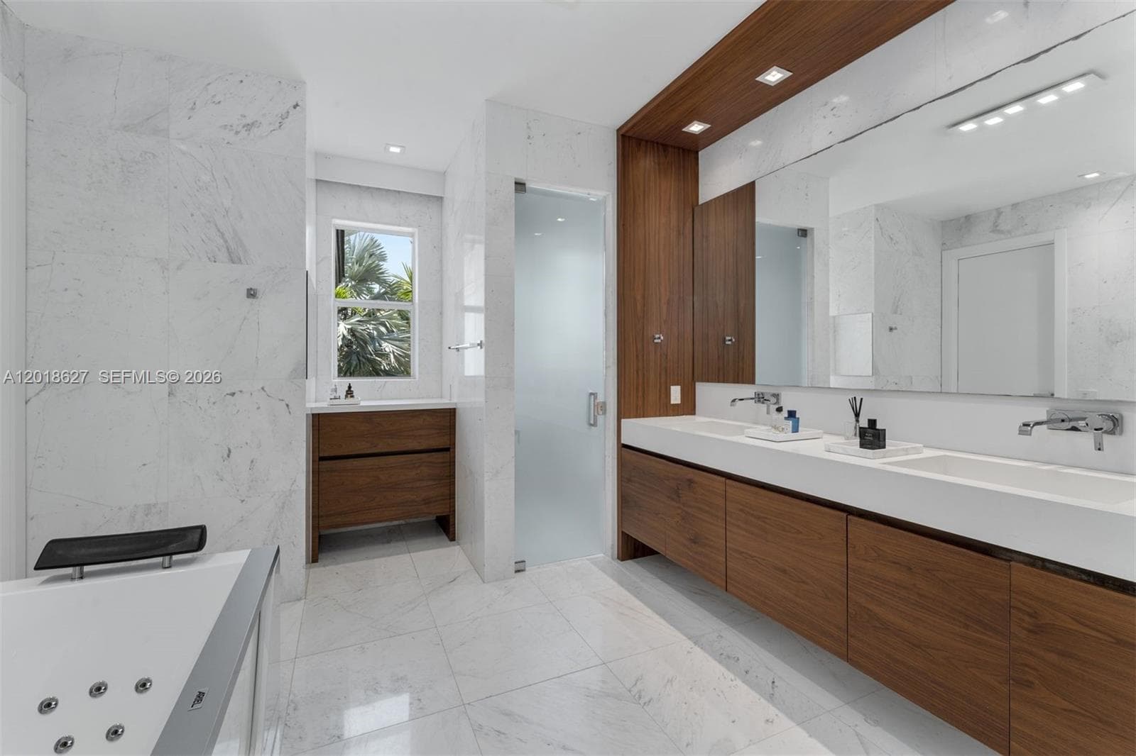 229 Golden Beach Dr, Golden Beach FL 33160 — 25