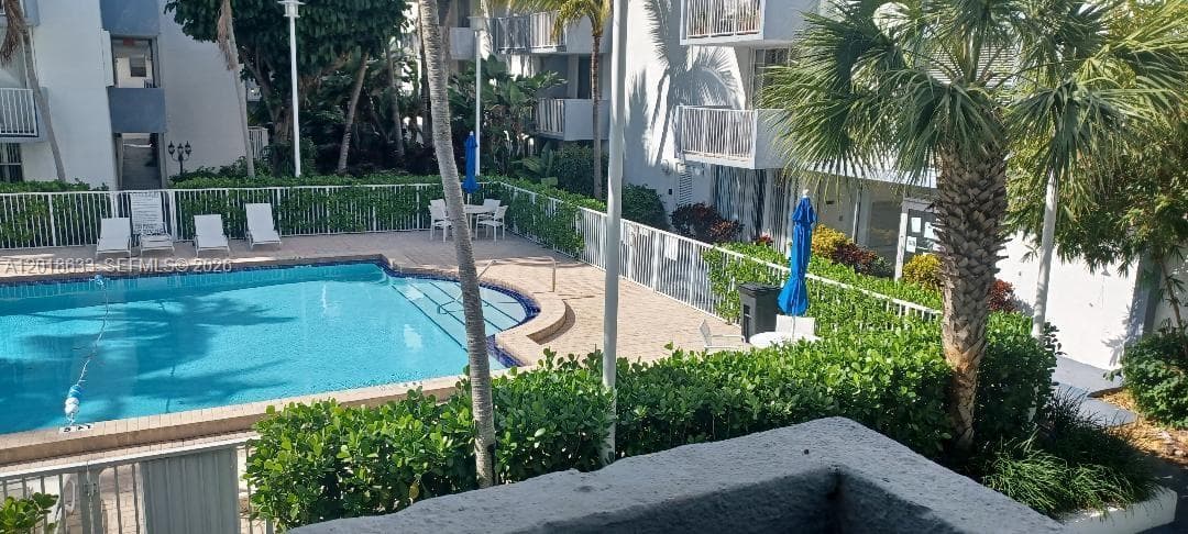 1801 S Treasure Dr # 222, North Bay Village FL 33141 — 5