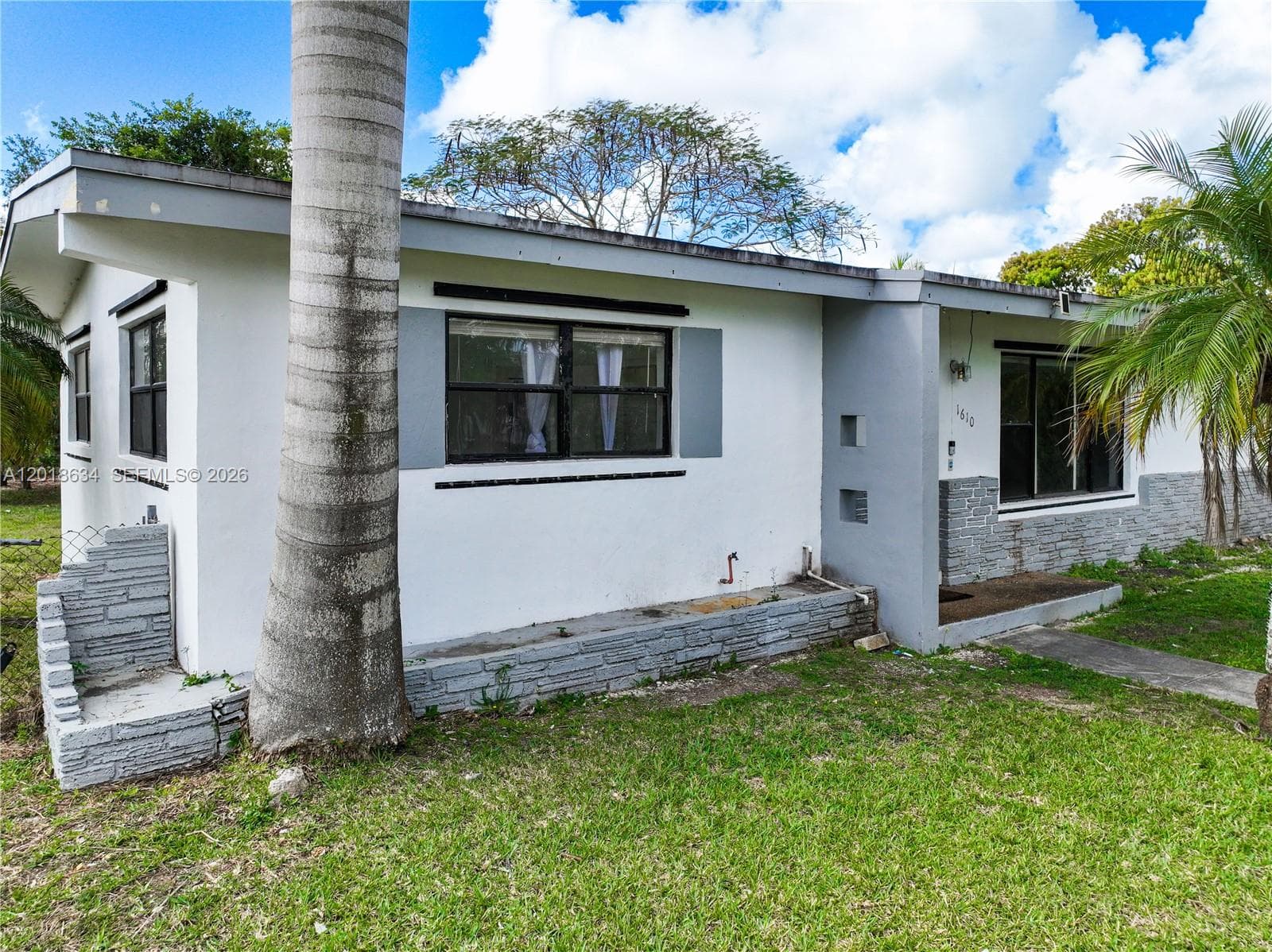 1610 NW 9th Ct, Homestead FL 33030 — 36