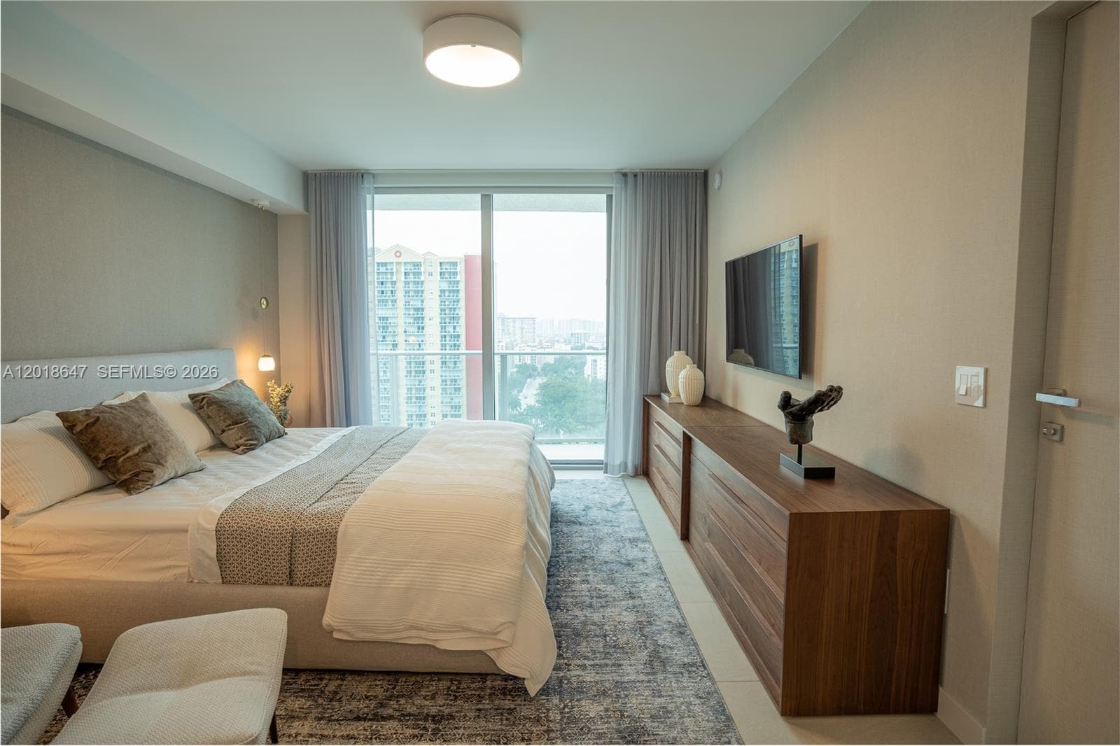 330 Sunny Isles Blvd # 1603, Sunny Isles Beach FL 33160 — 17