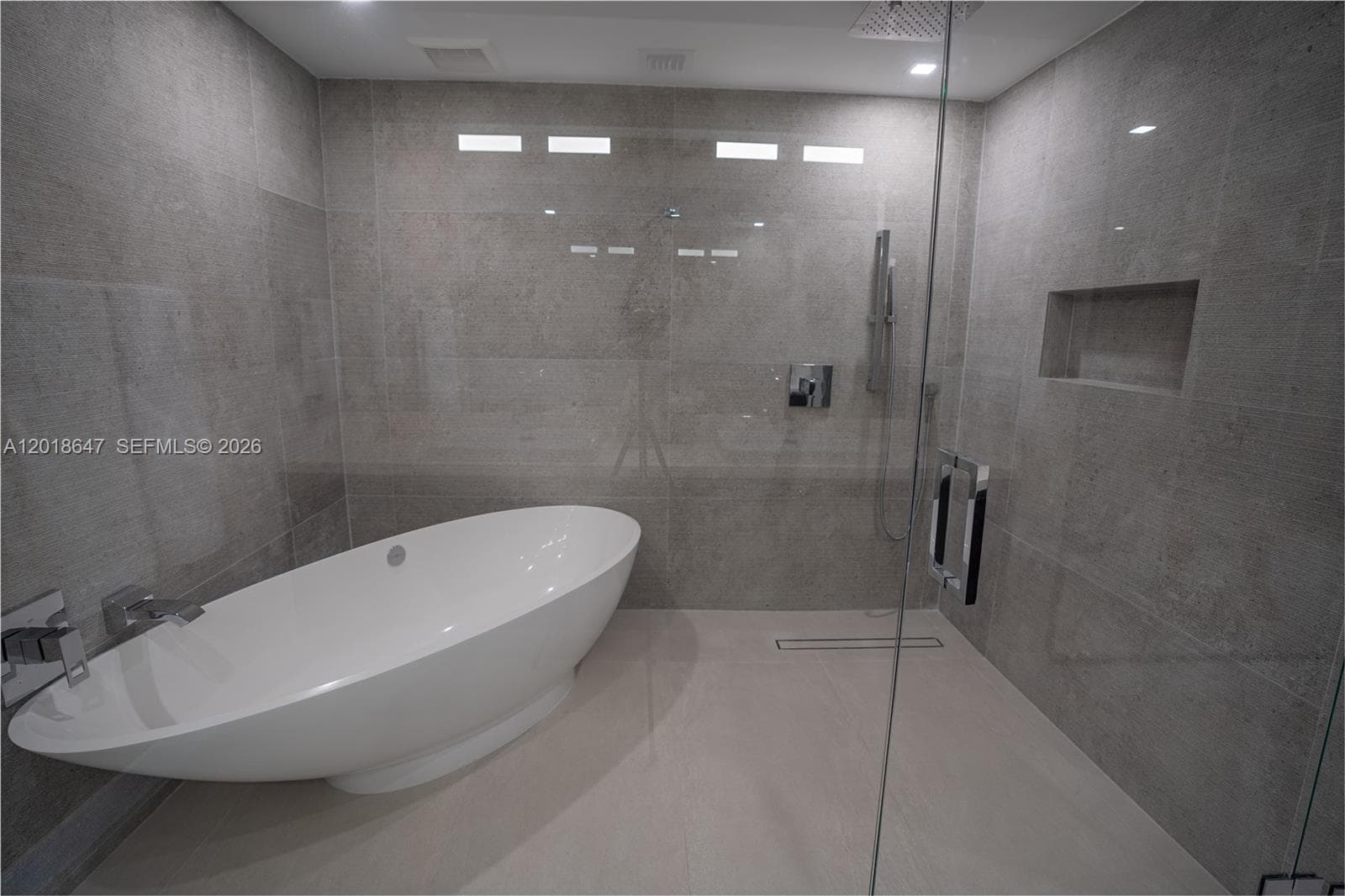 330 Sunny Isles Blvd # 1603, Sunny Isles Beach FL 33160 — 21